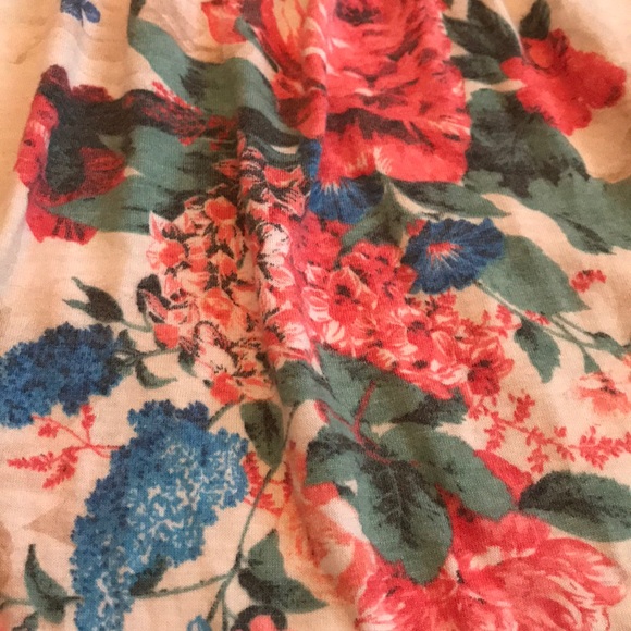 m t s Floral Shirt - Picture 3 of 8
